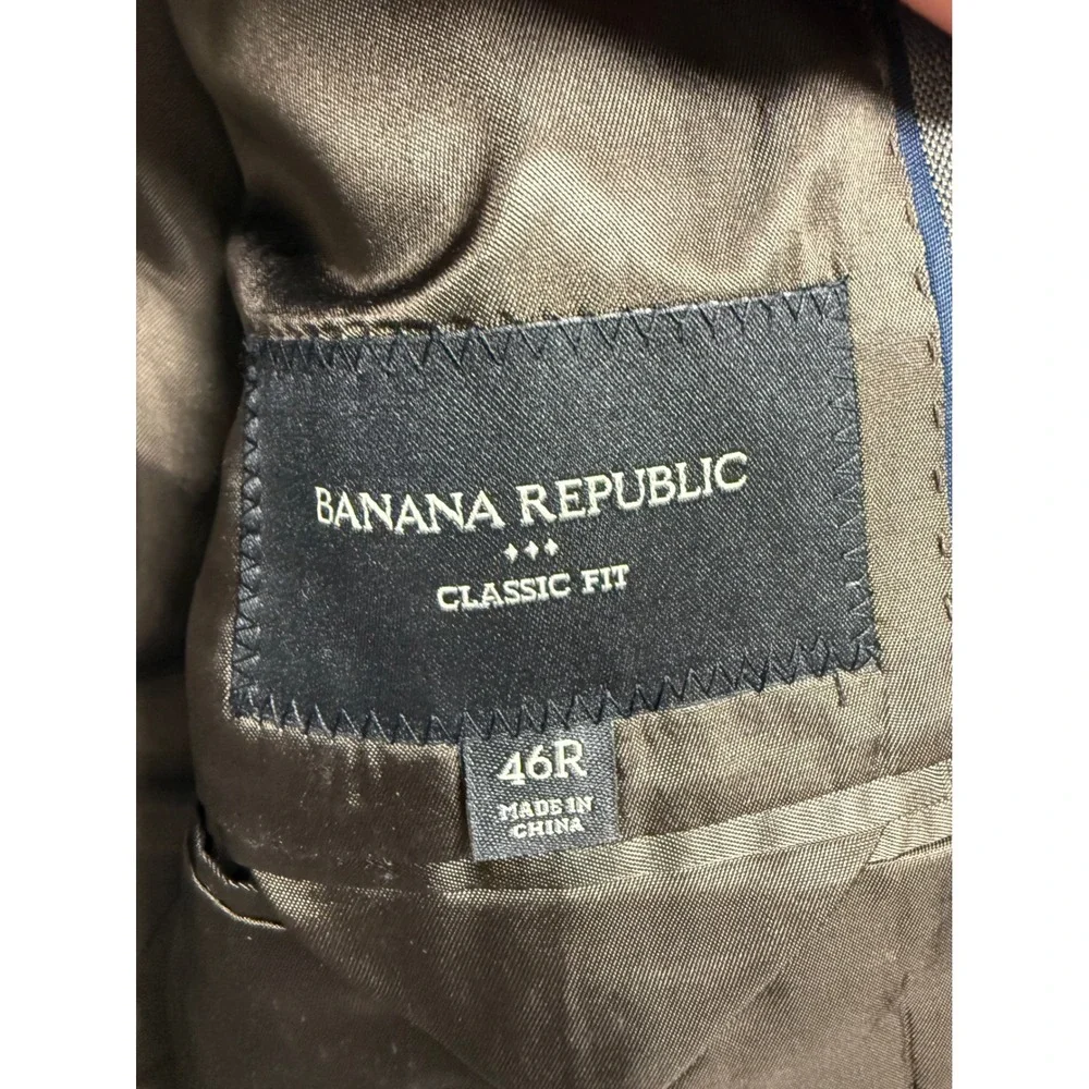 Banana Republic elevate your